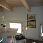 La Finestra Sul Porto Гостевой дом 4*