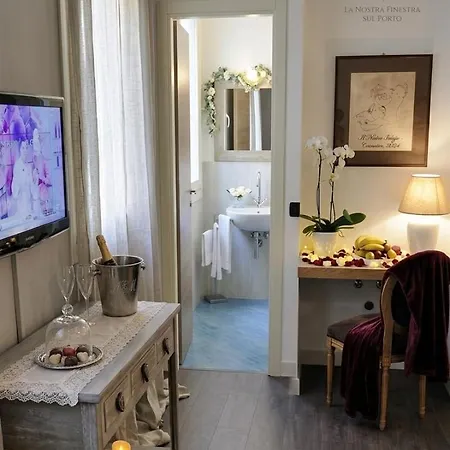 Гостевой дом La Finestra Sul Porto 4*