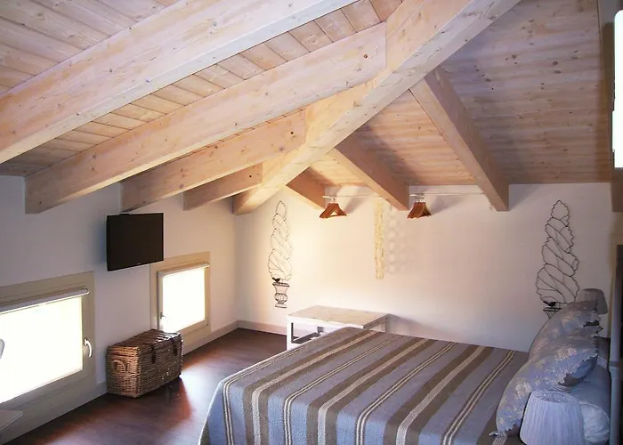 La Finestra Sul Porto 招待所 4*