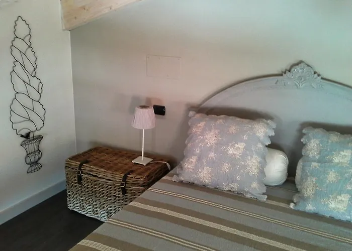 بيت ضيافة La Finestra Sul Porto 4*