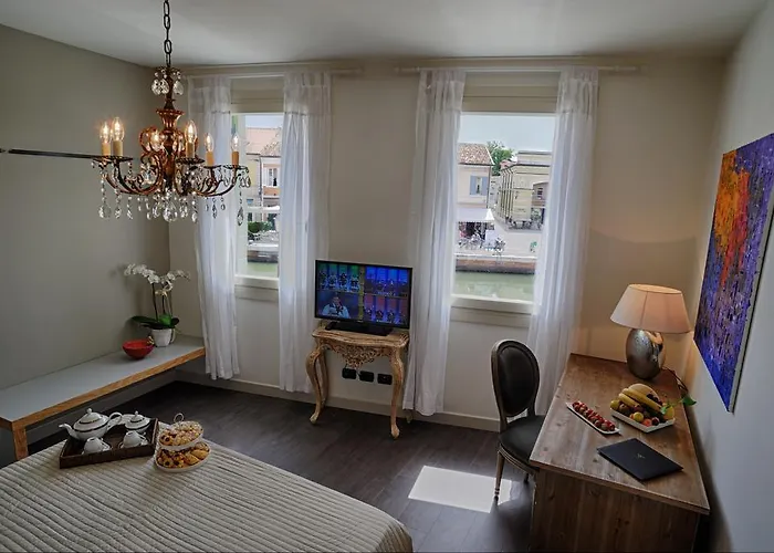 La Finestra Sul Porto بيت ضيافة تْشيزيناتيكو